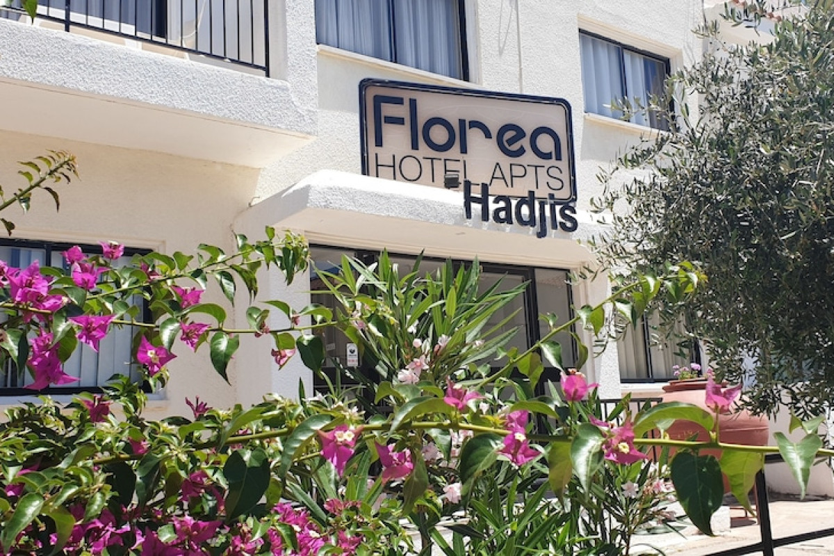FLOREA HOTEL APARTMENTS