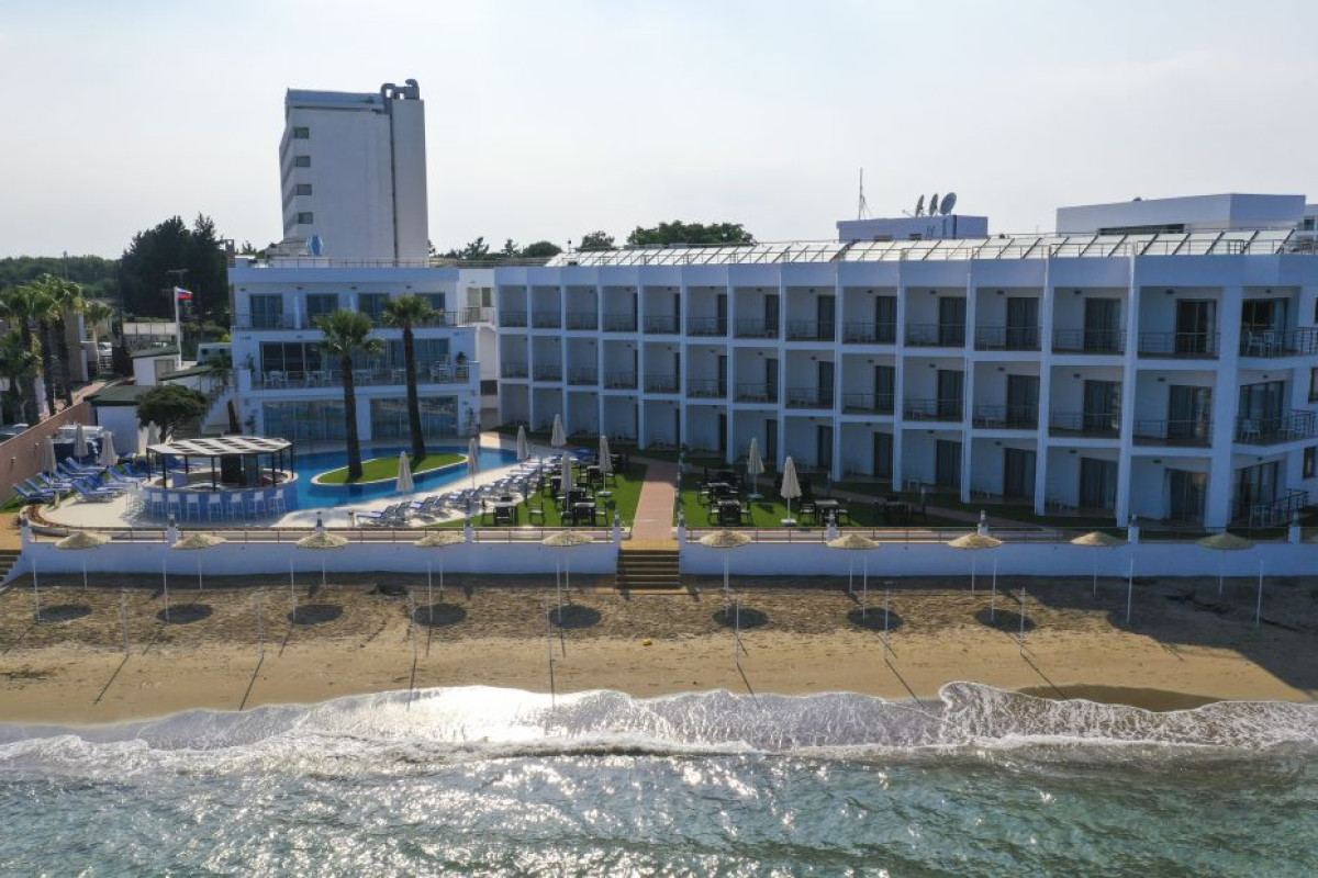Mimoza Beach Hotel