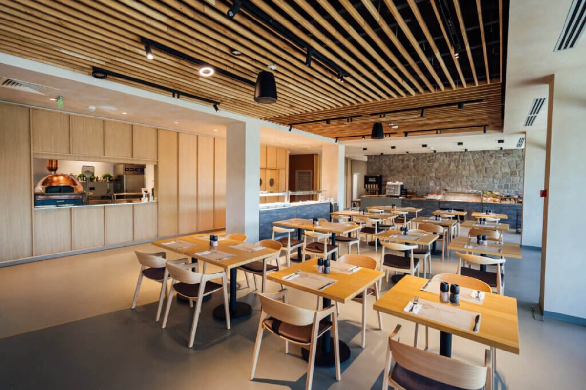 PEAKTURE HOTEL