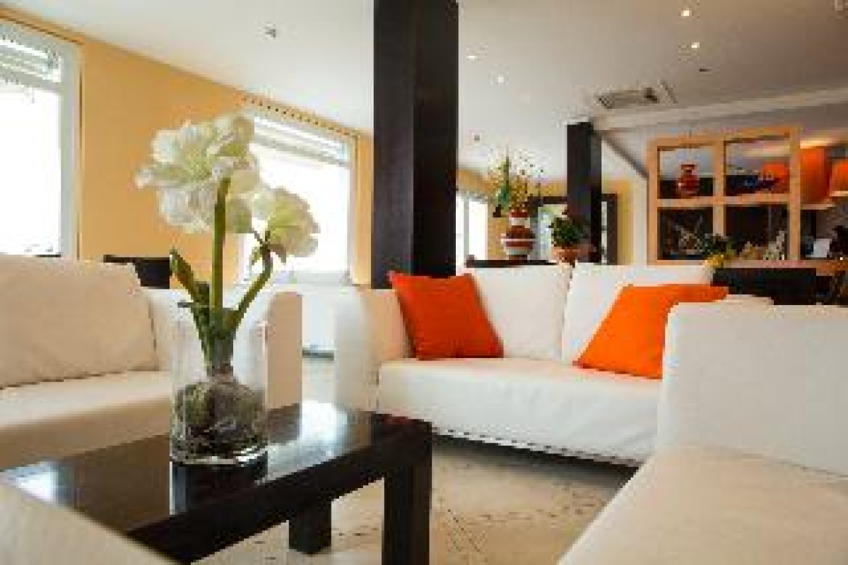 LU HOTEL RIVIERA