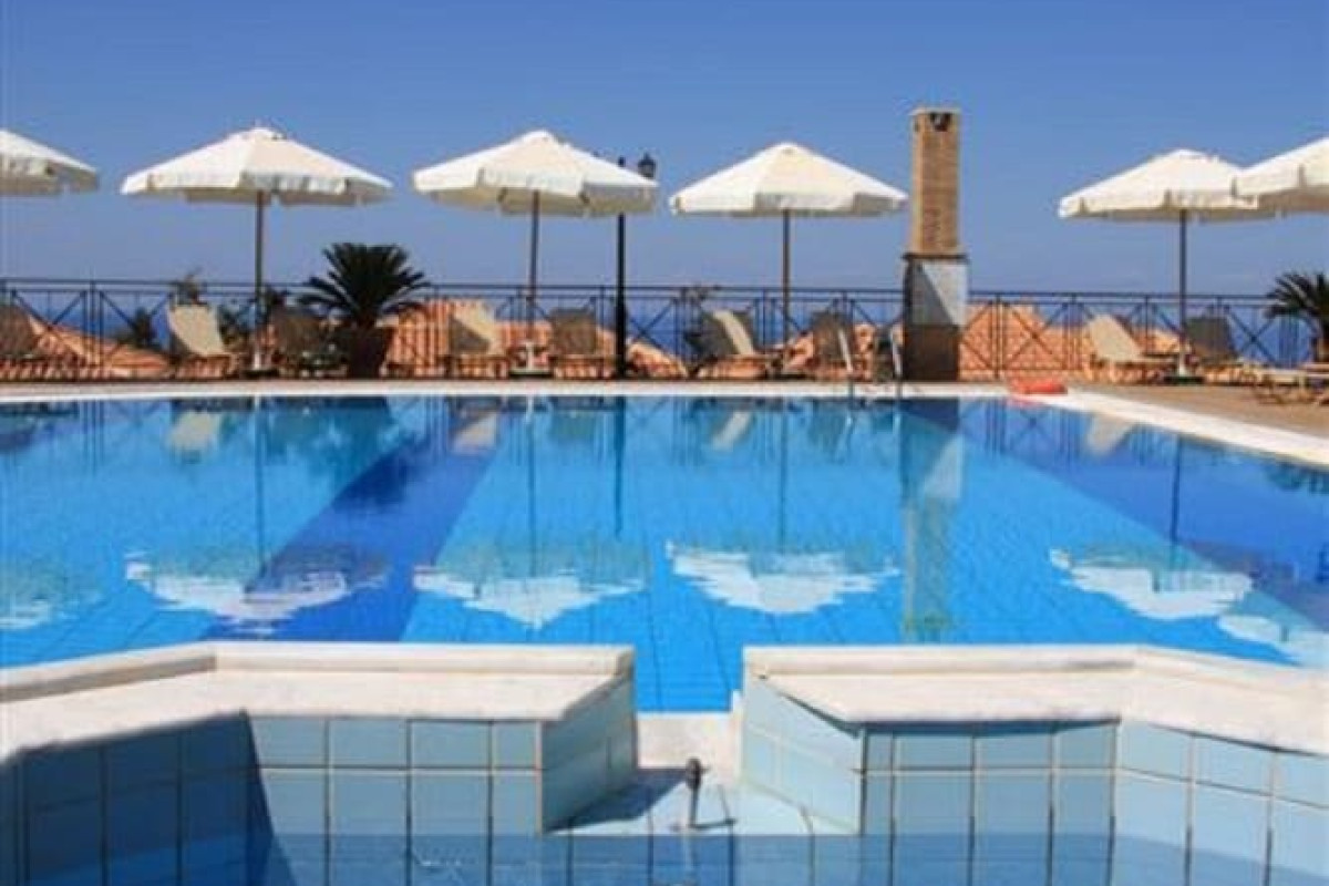 SEA VIEW VILLAGE STUDIOS AND APARTMENTS