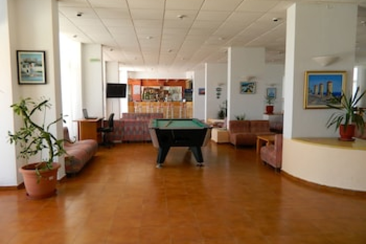 HOTEL TELHINIS
