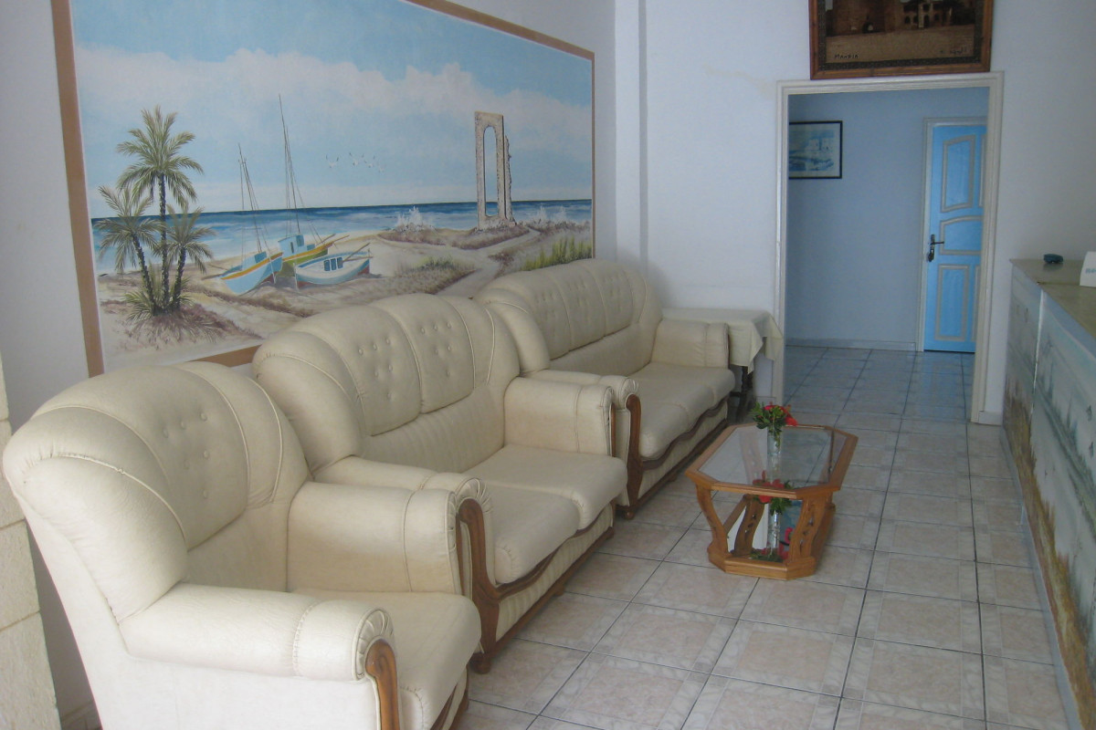 Houria House Sable Dor