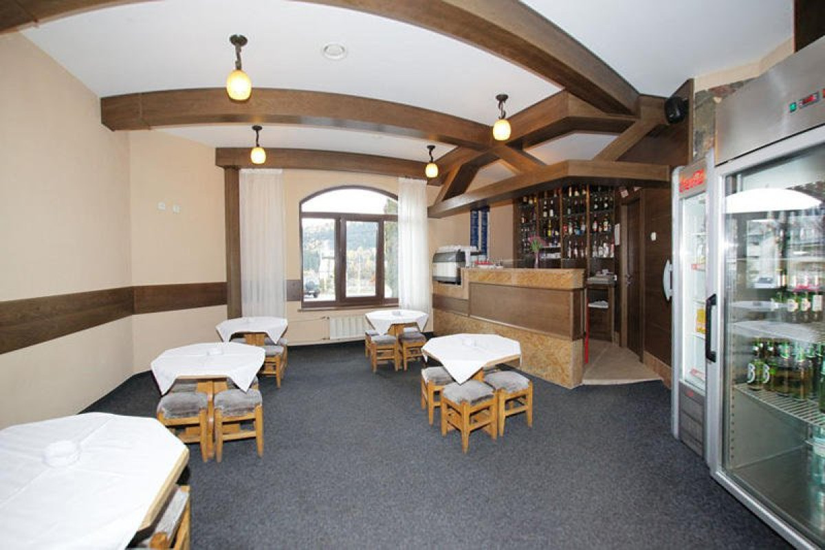 . Cerbul Hotel