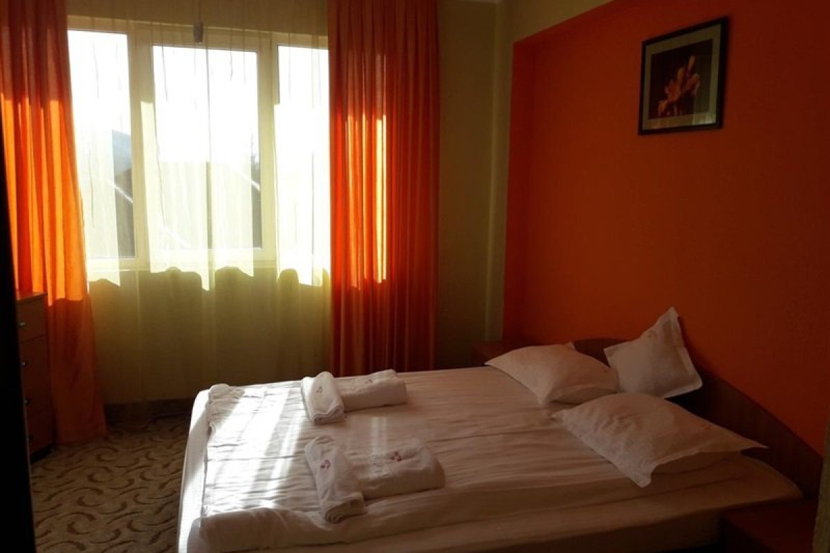 HOTEL IRI.