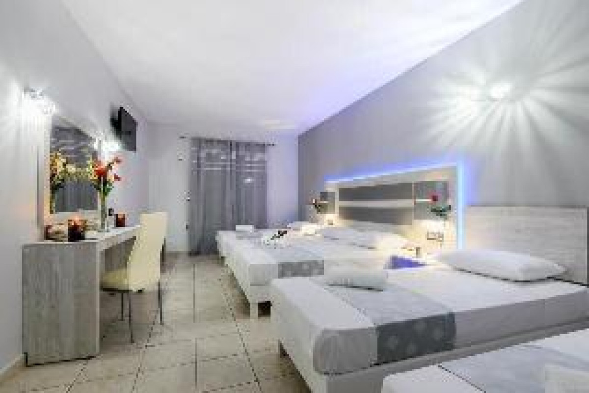 AEON HOTEL