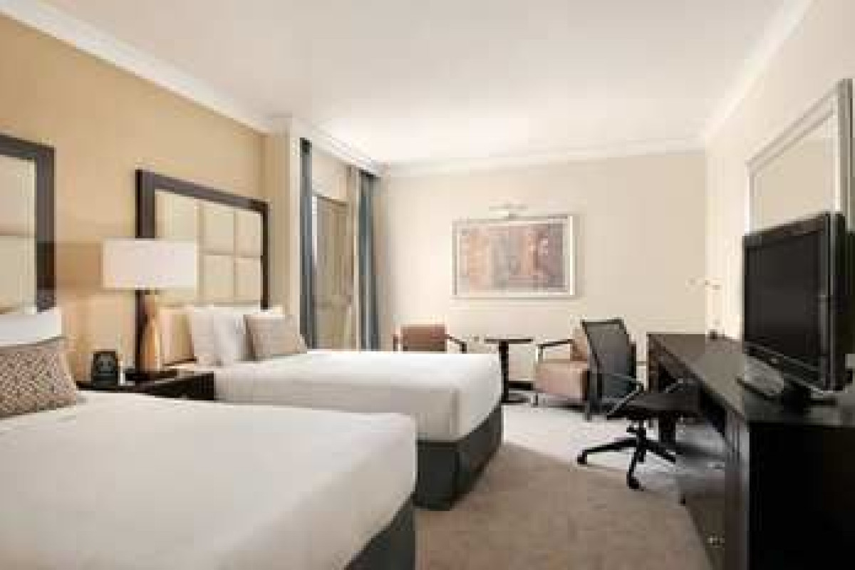 RADISSON BLU HOTEL amp; RESORT, ABU DHABI CORNICHE
