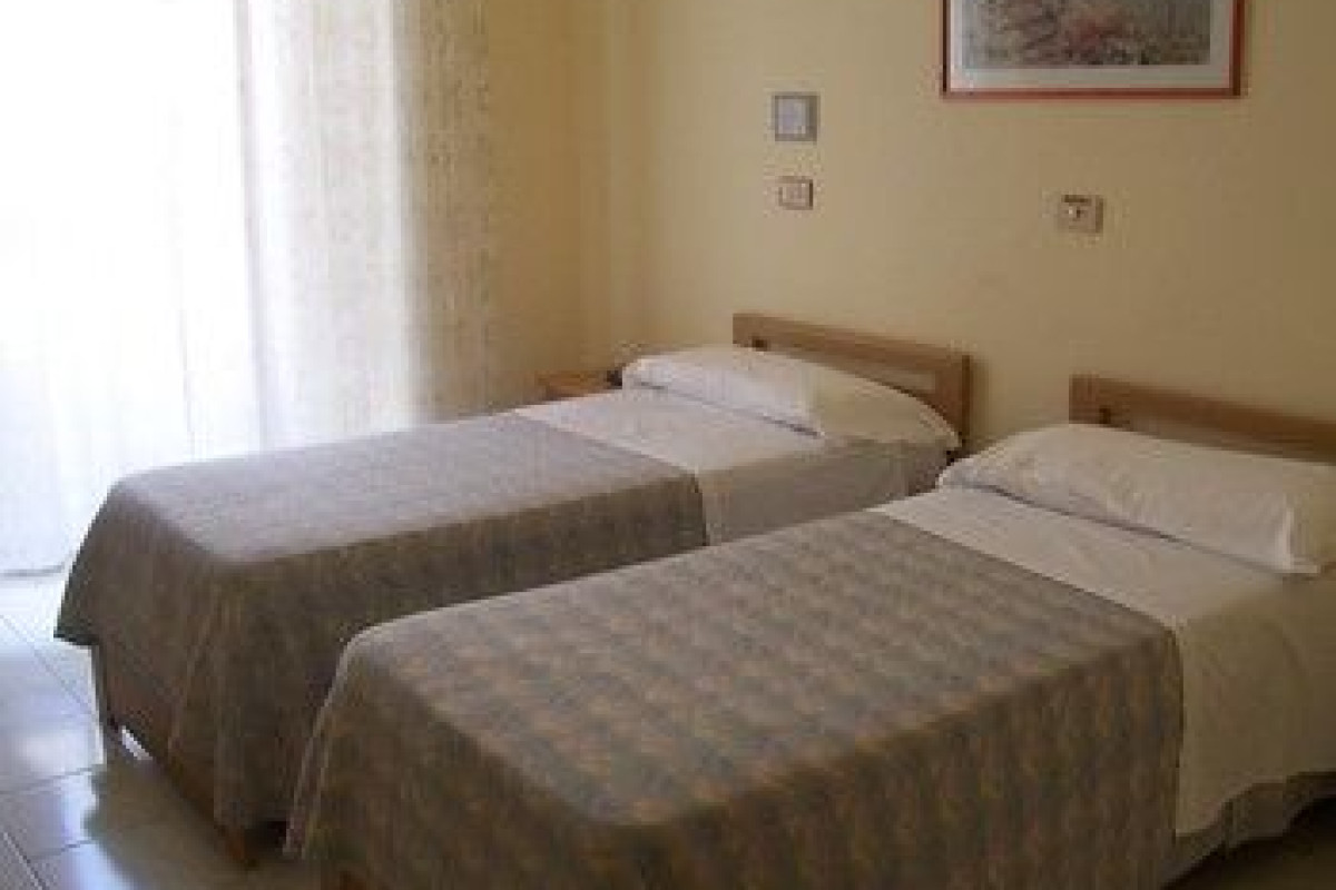 PENSIONE ROMEO HOTEL