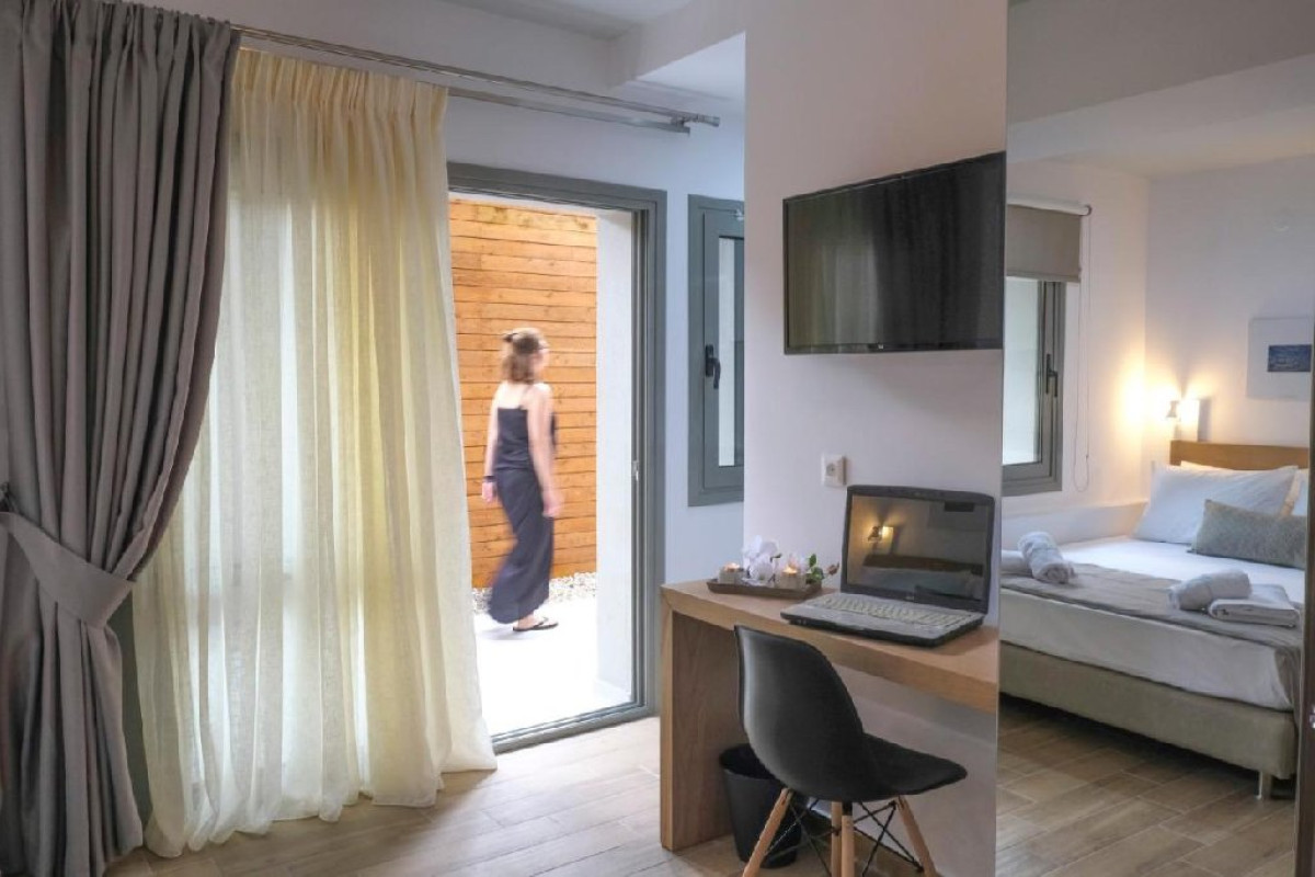Ilio Mare Beach Hotel (SKALA PRINOS)
