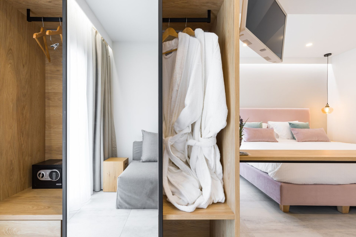 V Luxury Suites Corfu