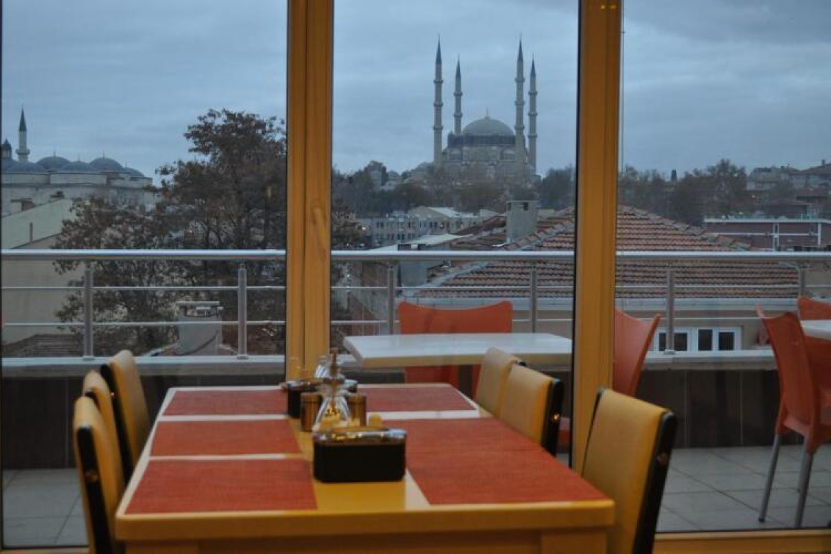 SARAY HOTEL