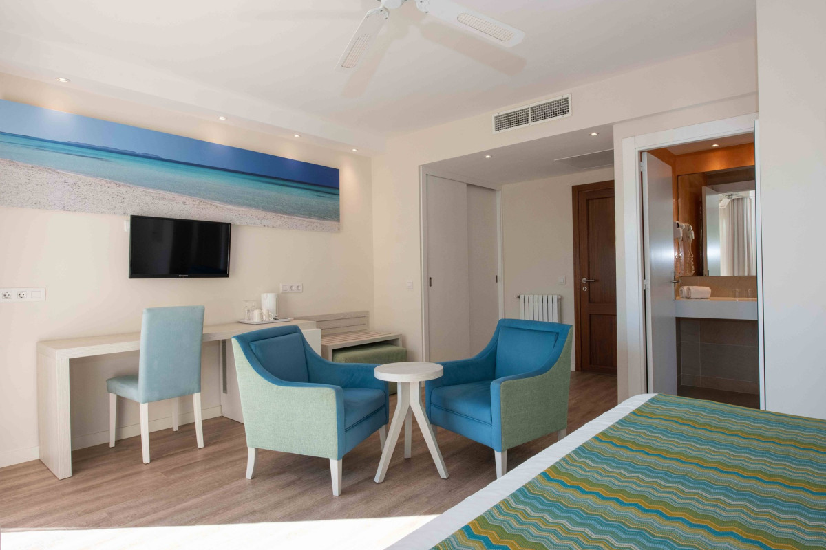 Valentin Somni Hotel  Suites