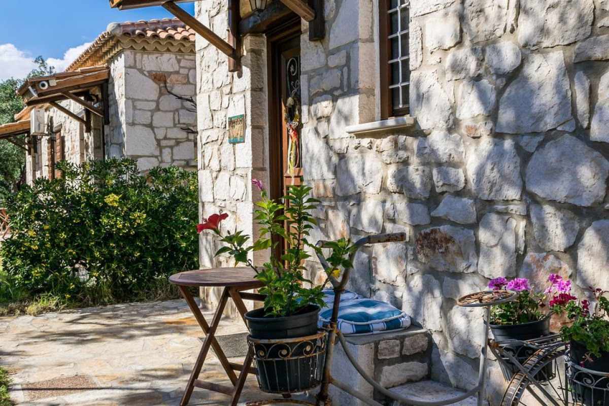 Kavos Psarou Villas