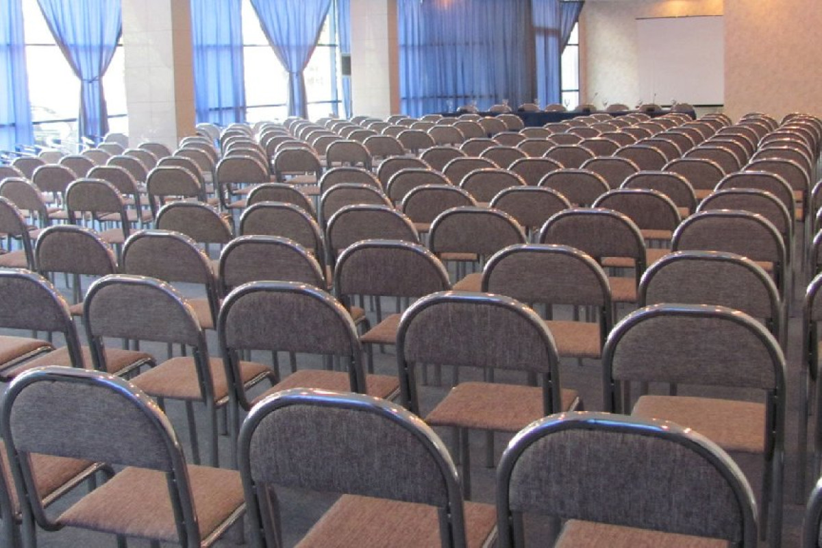 HOTEL CONTINENTAL FORUM.