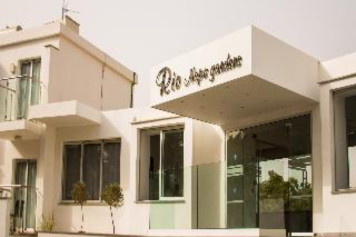 RIO GARDENS APARTHOTEL