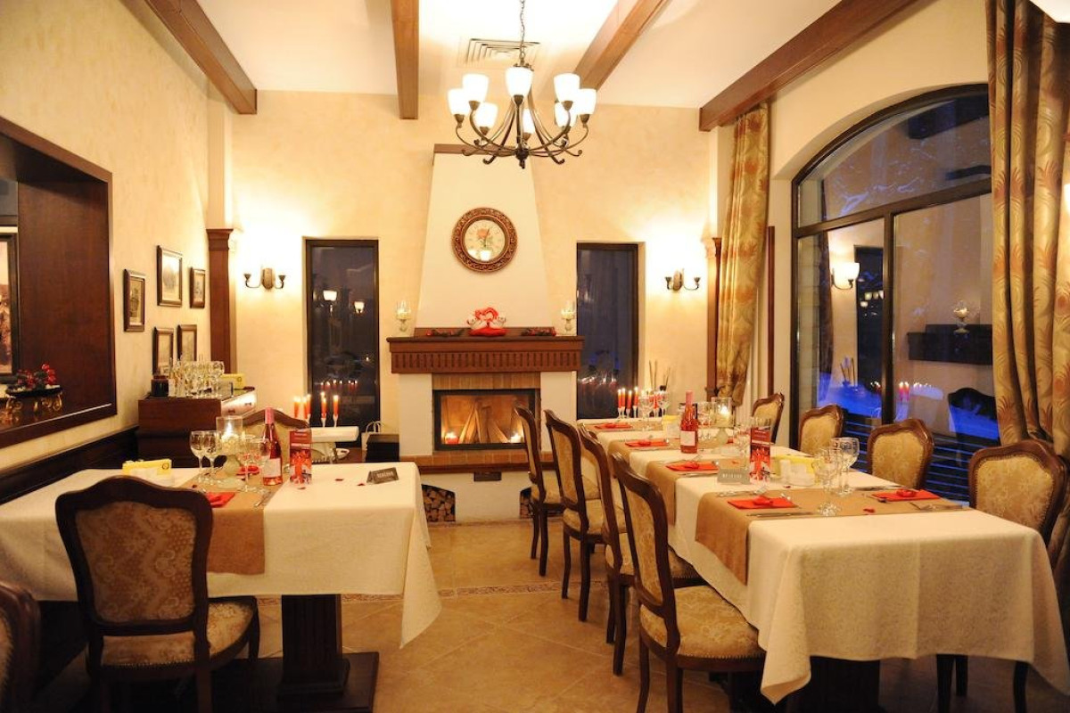 HOTEL FOISORUL CU FLORI