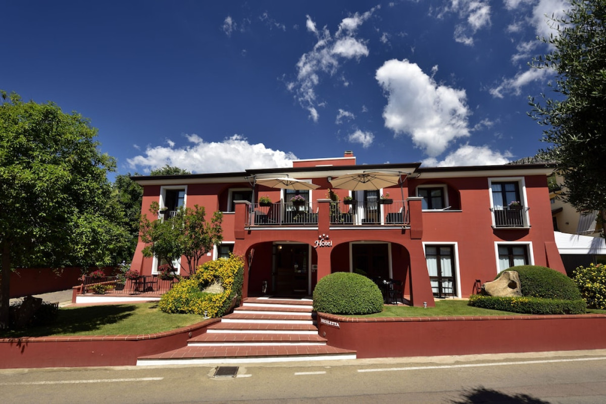 NICOLETTA HOTEL
