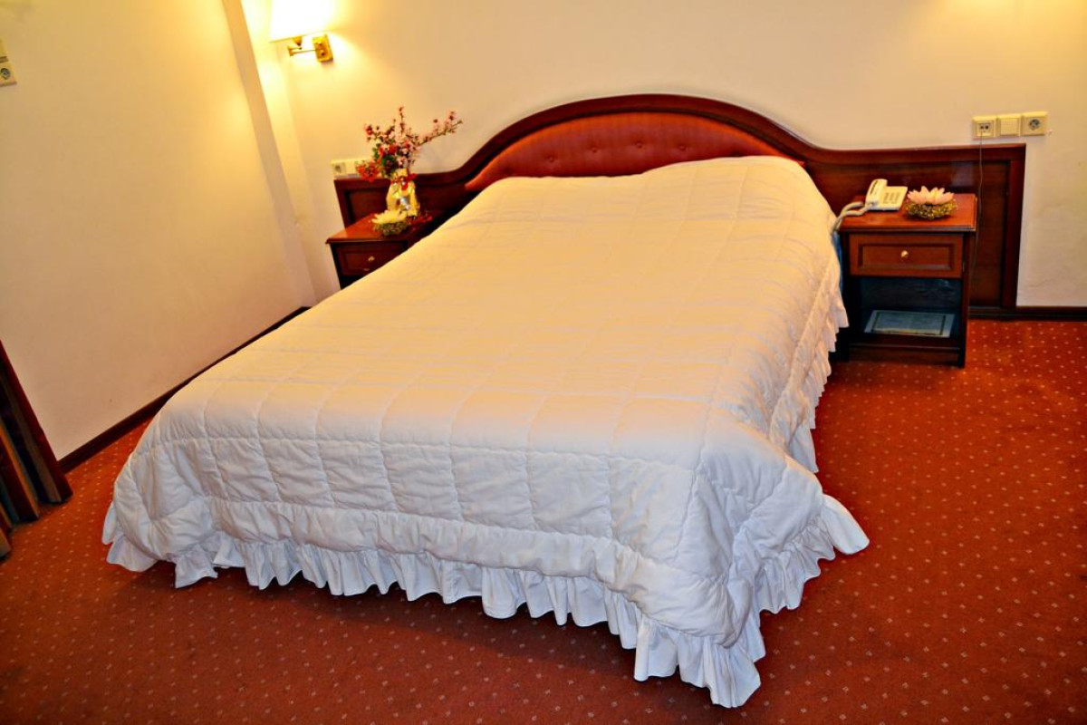 ART PYTHIA HOTEL