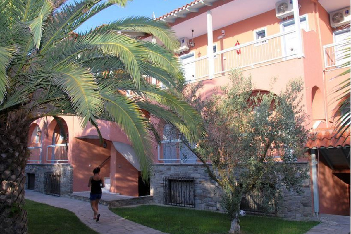 Hanioti Village Resort