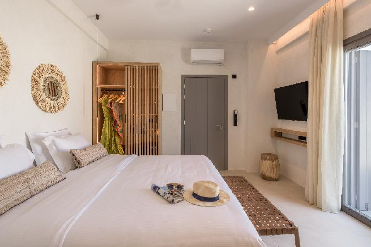 Nove Milos Luxury by Estia