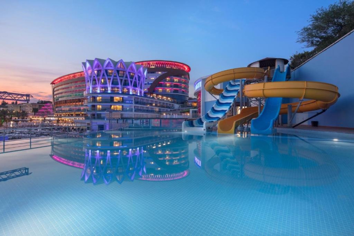 Granada Luxury Resort