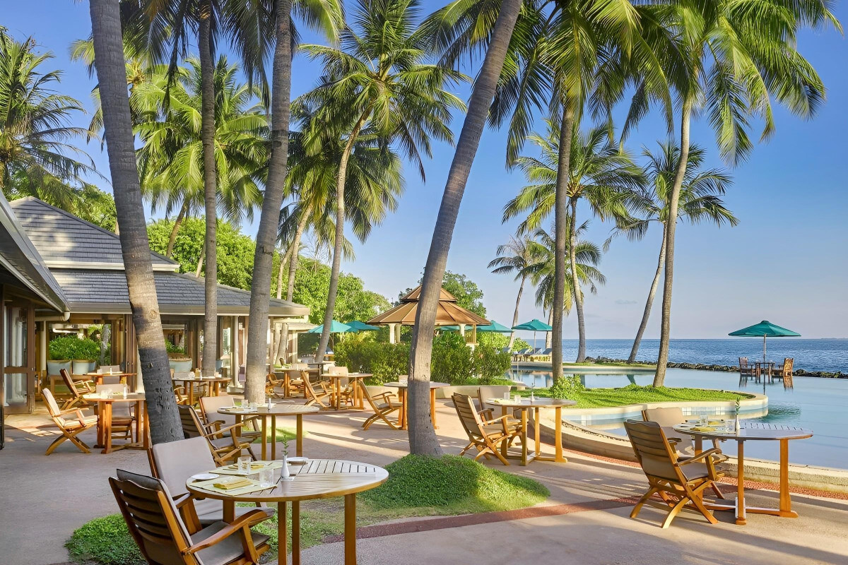 Royal Island Resort & Spa
