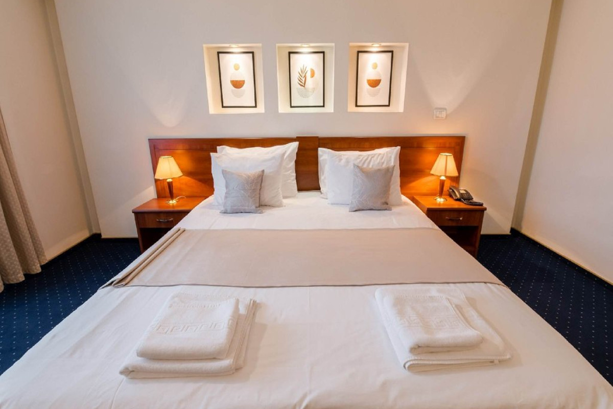 HOTEL EXCELSIOR.