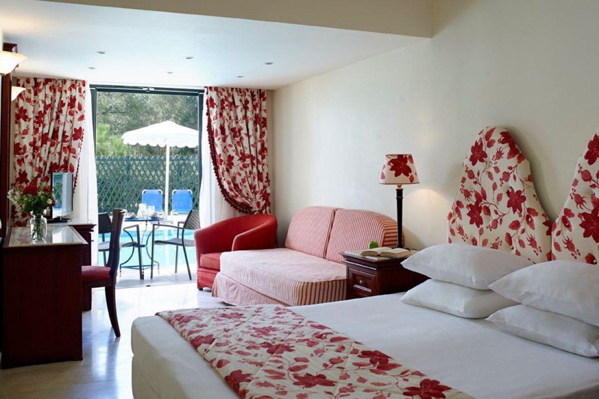 Roda Beach Resort  Spa