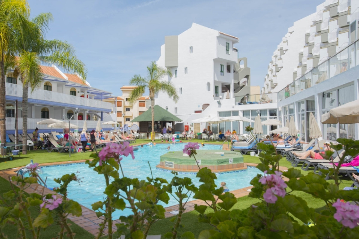 Hotel Playaolid Suites  Apartments