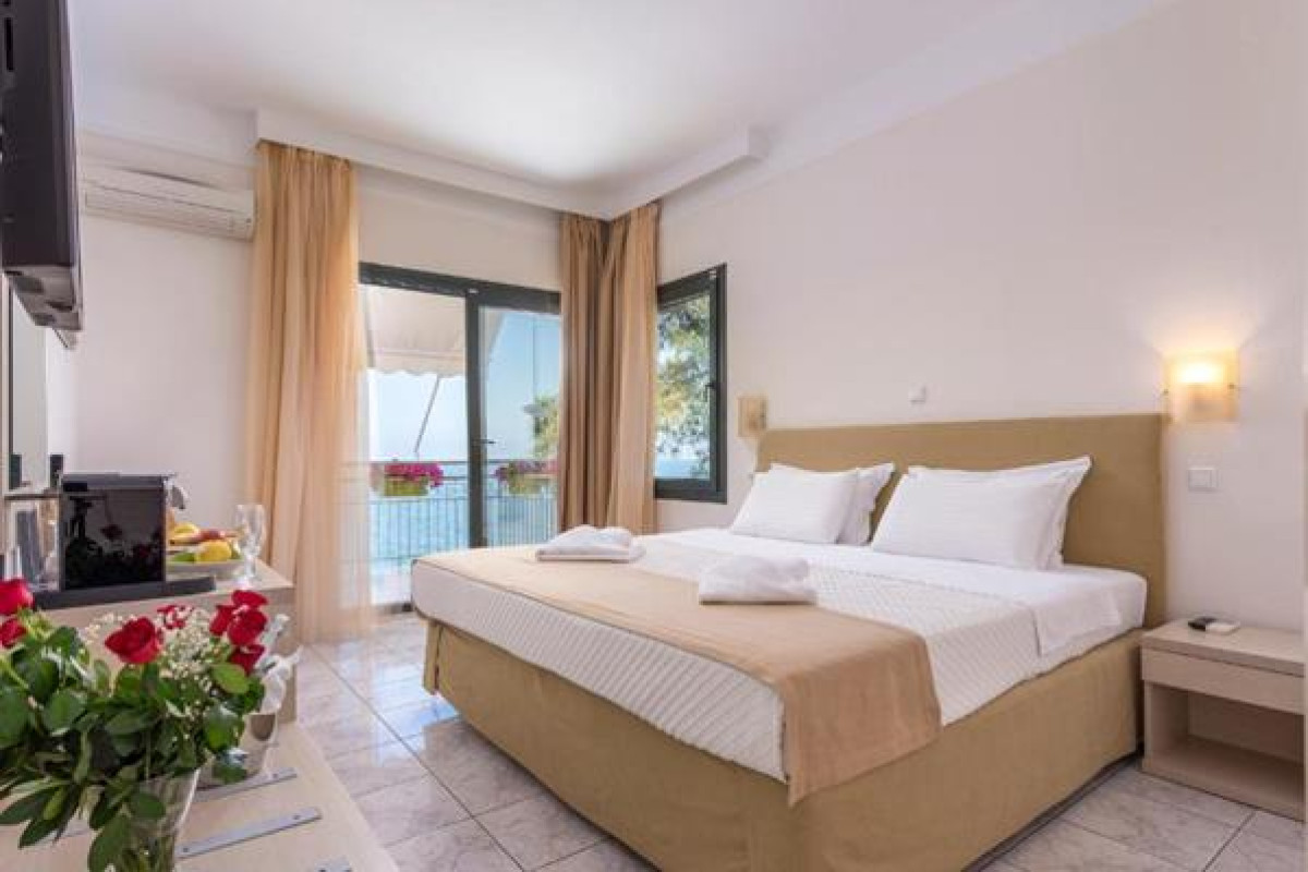 Tosca Beach Hotel