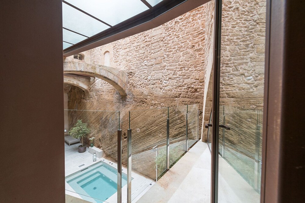 Can Mostatxins Hotel