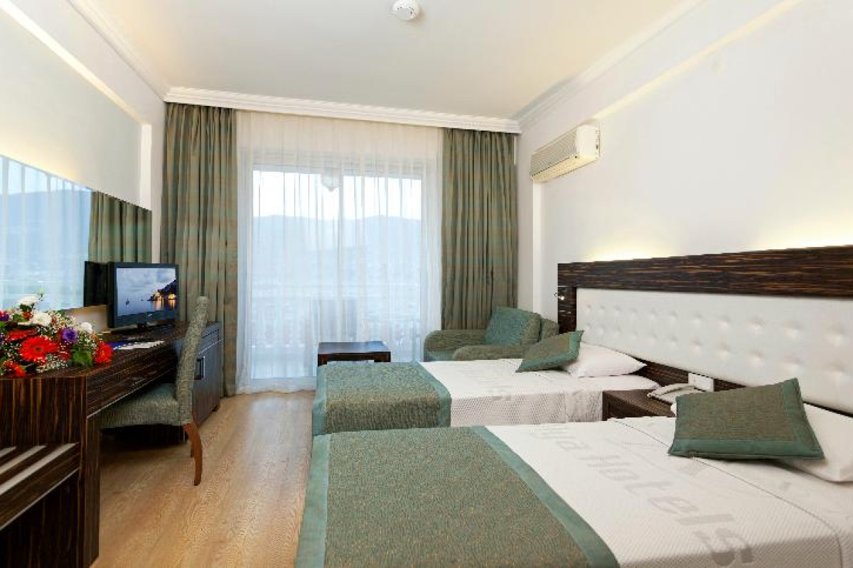 Sunny Hill Alya Hotel