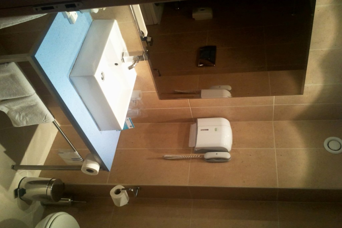 Azalia (St.Constantin:E) 4*