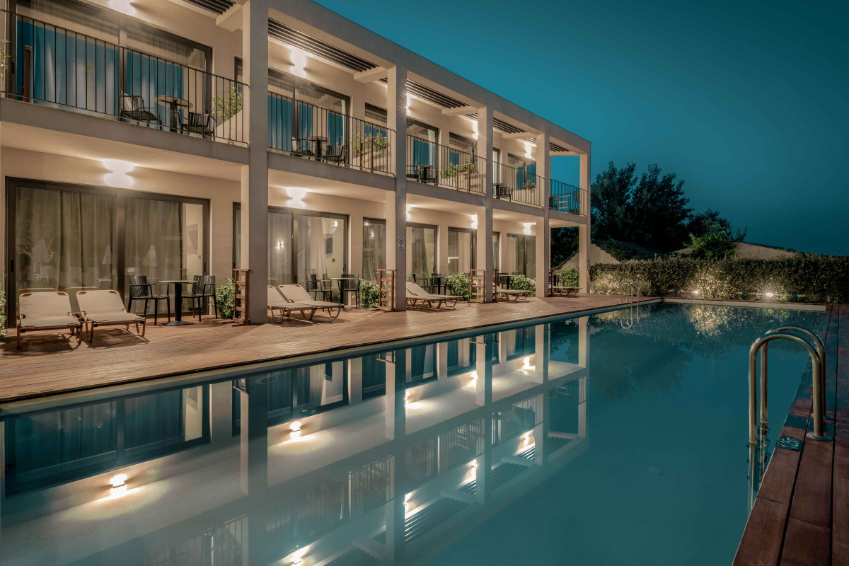 New Beach Hotel