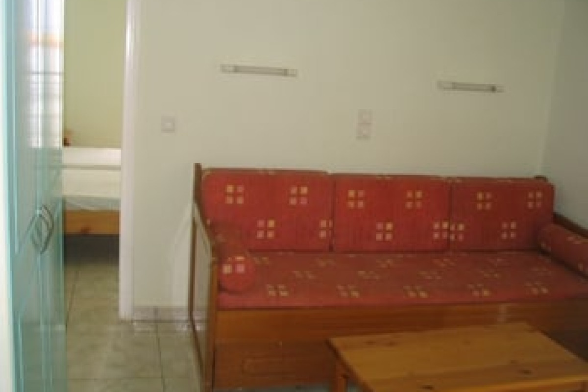 VOSSOS HOTEL APARTMENTS