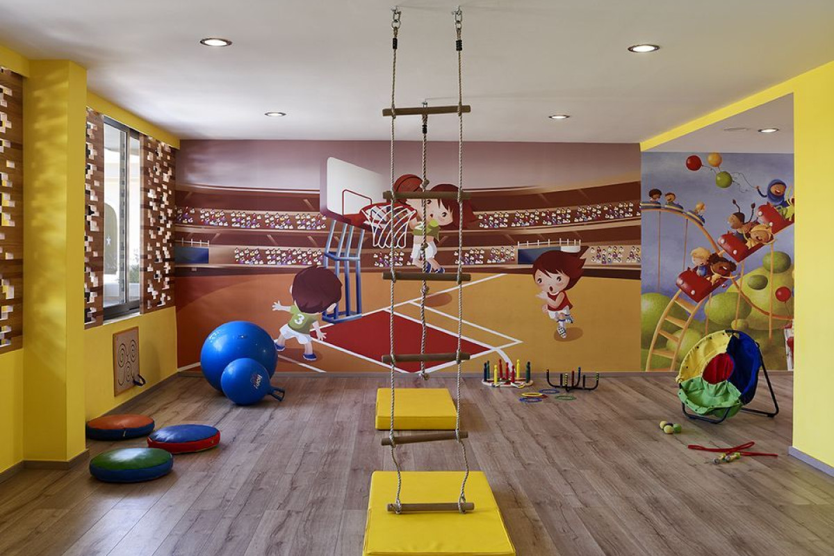 Roda Beach Resort  Spa