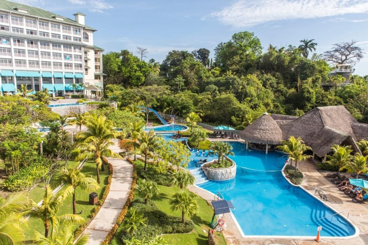 Gran Evenia Bijao Beach Resort
