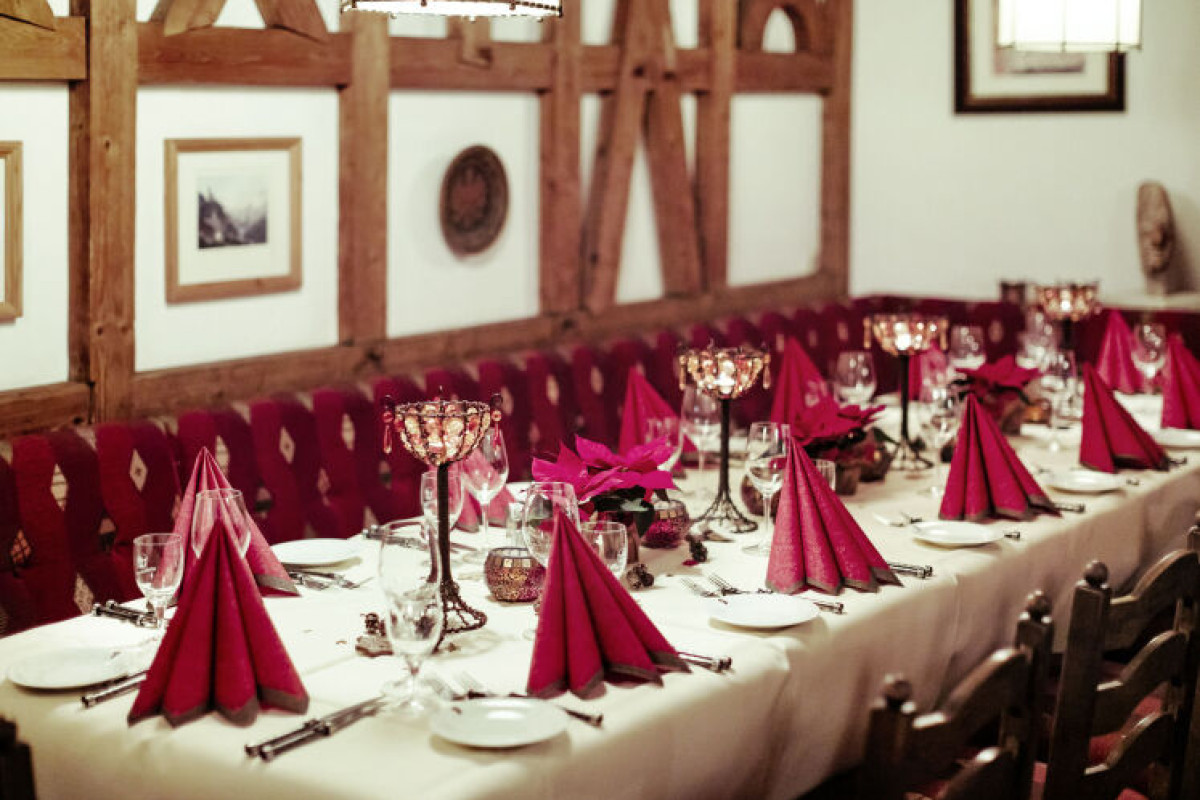 HOTEL SCHROFENSTEIN