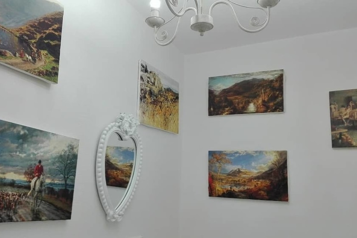 LILIS HOUSE