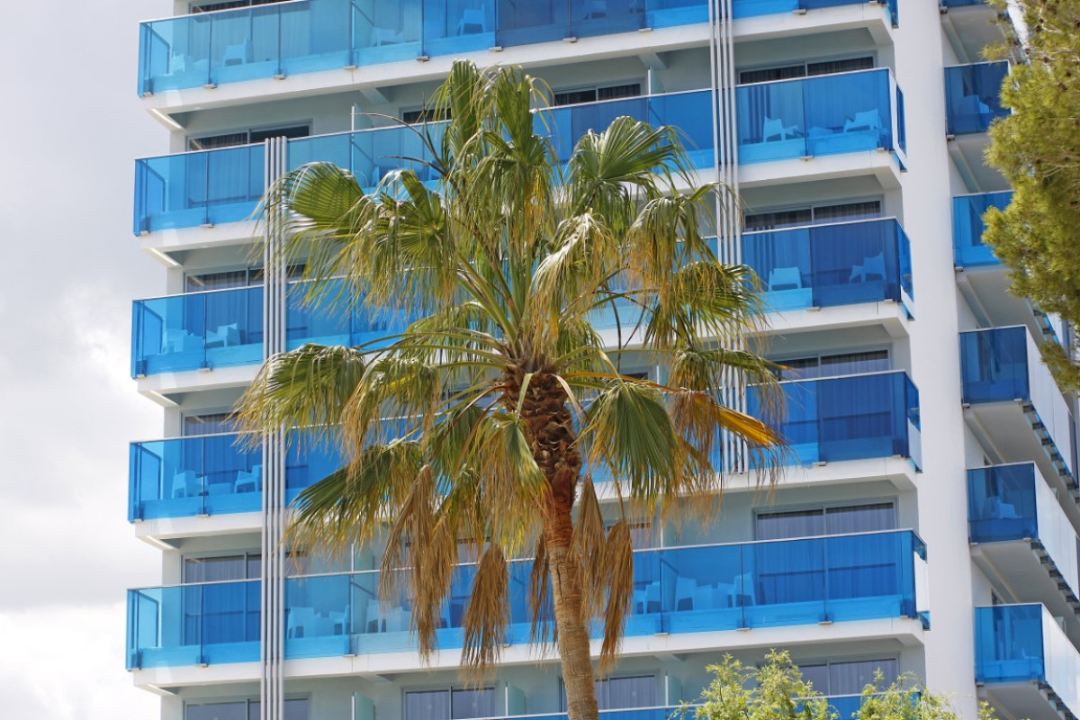BG Tonga and Suites Tower Design Hotel