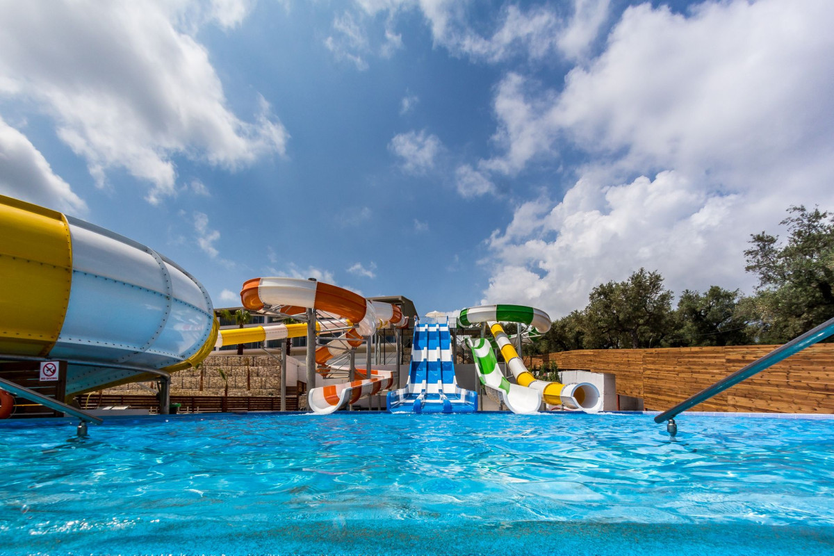 CARETTA PARADISE HOTEL AND WATERPARK TRAGAKI
