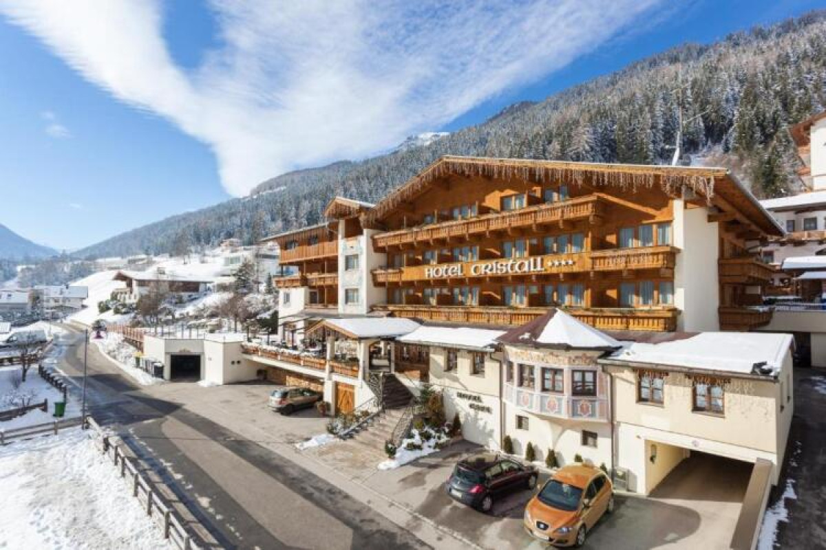 SPORTHOTEL CRISTALL