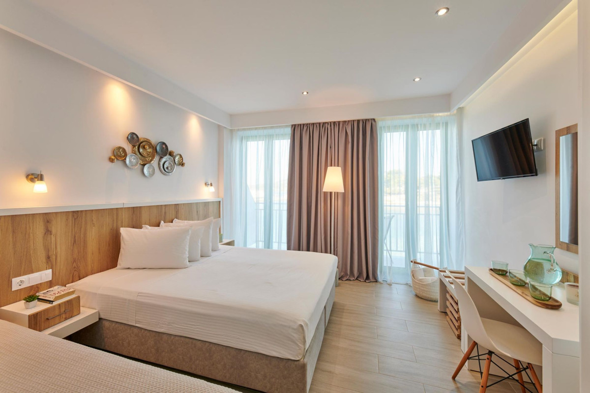 The Water Hotel Skiathos