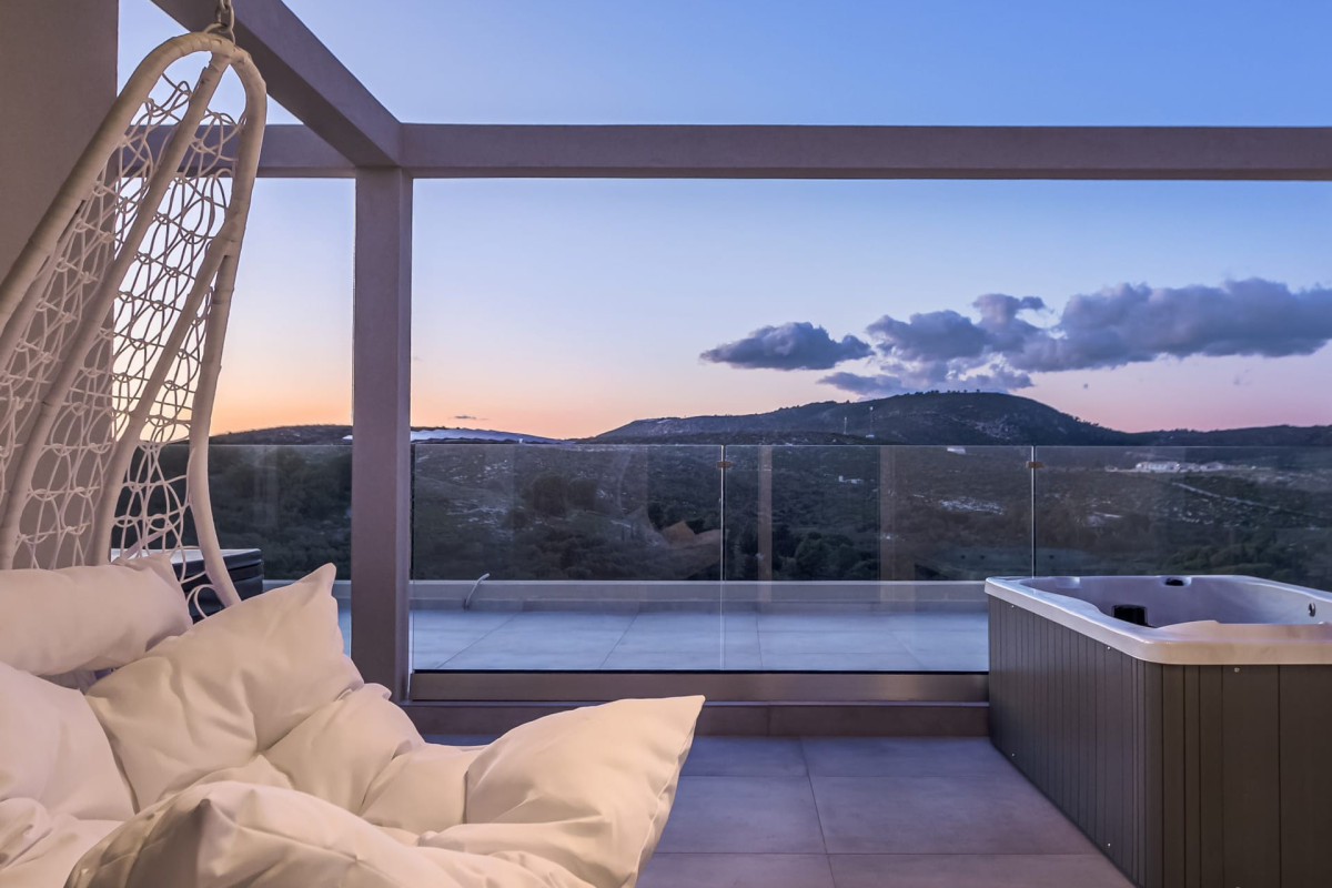 MYZITH LUXURY SUITES