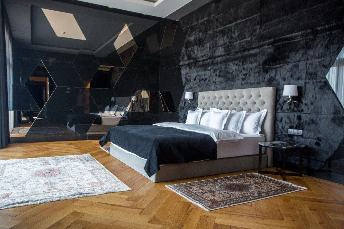 HOTEL PLATINIA