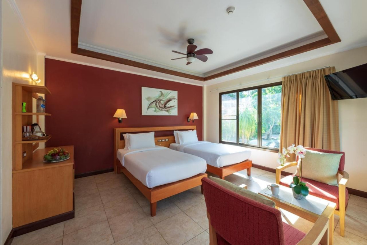 Pinnacle Grand Jomtien Resort & Beach Club
