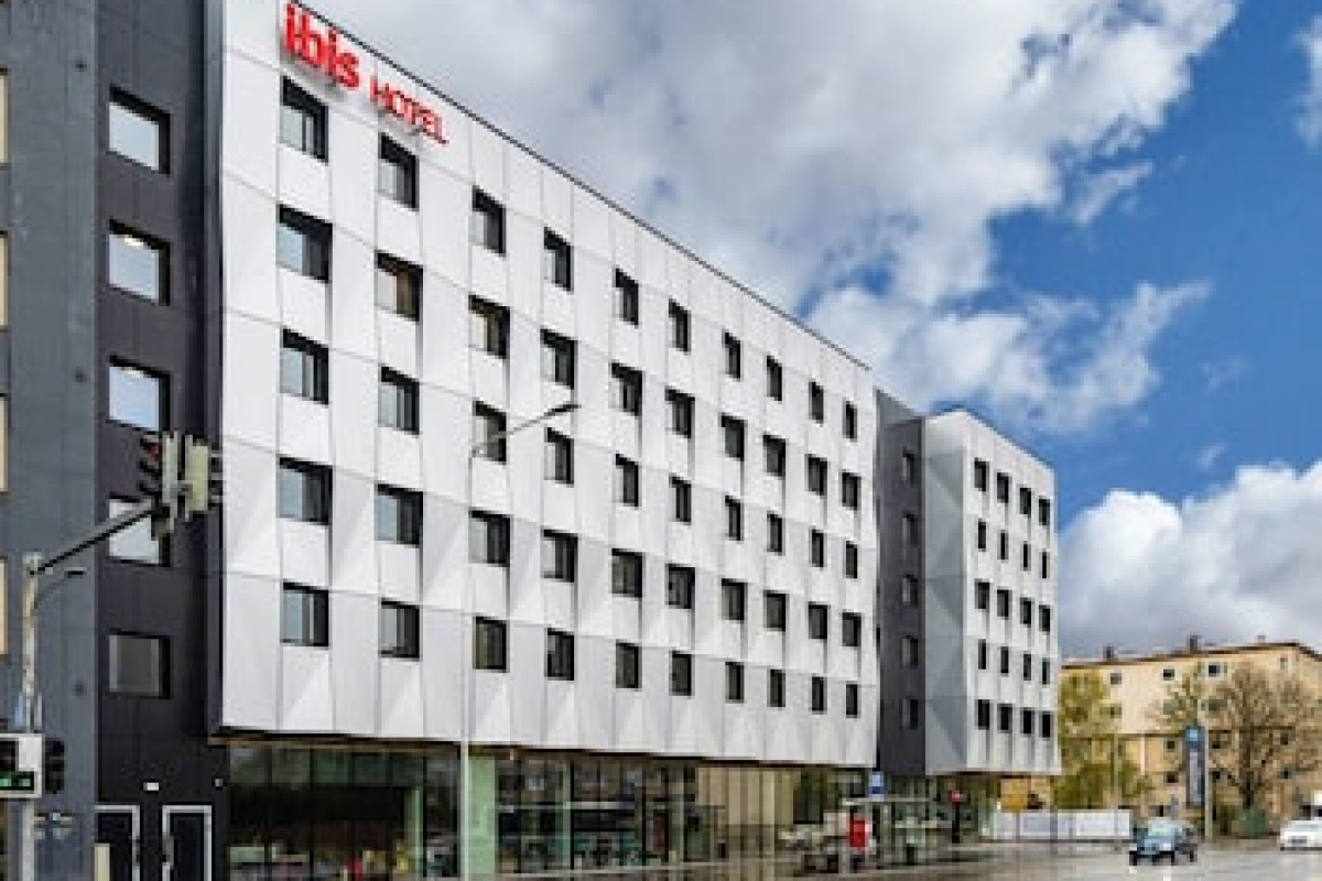 IBIS TALLINN CENTER HOTEL