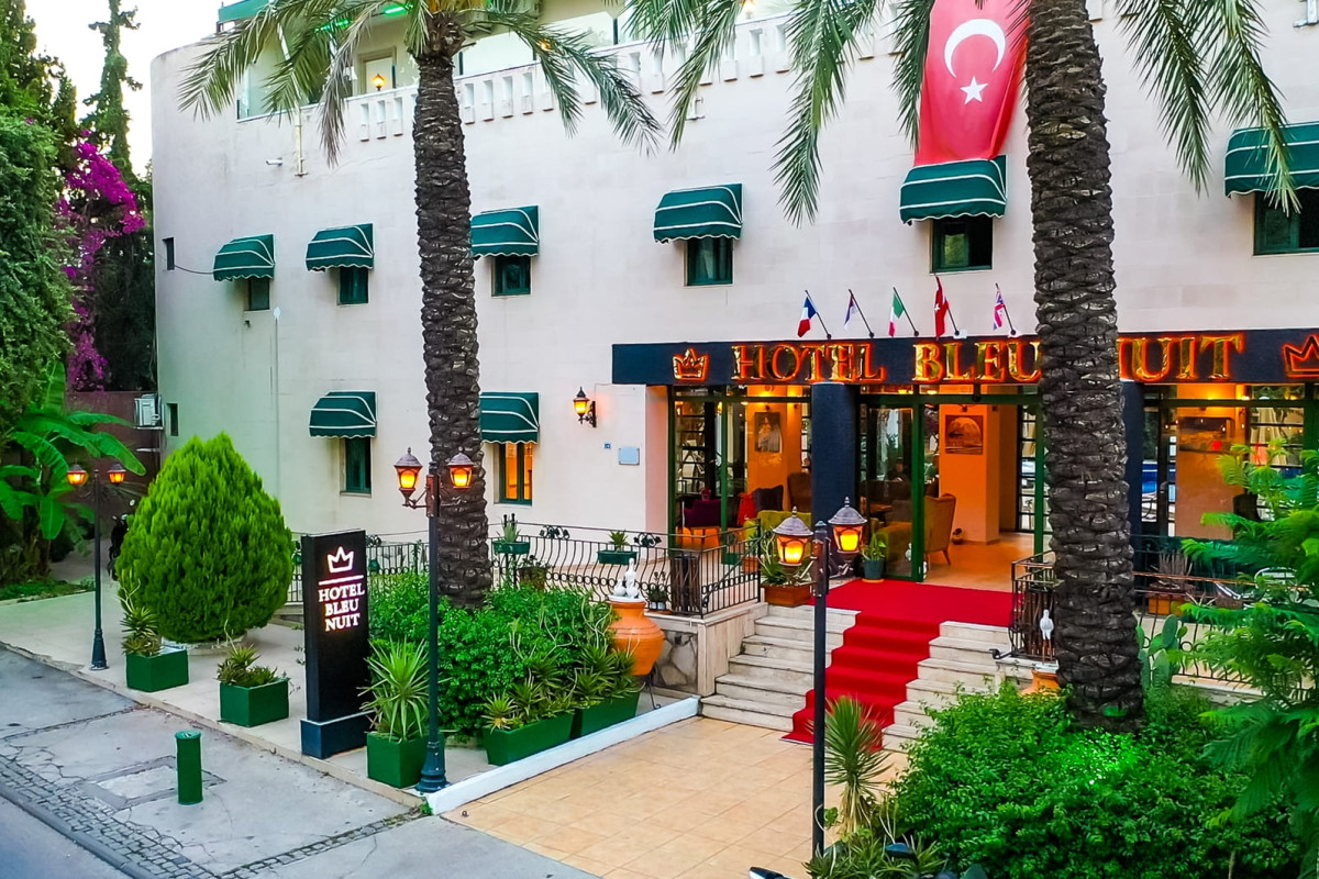 Hotel Bleu Nuit