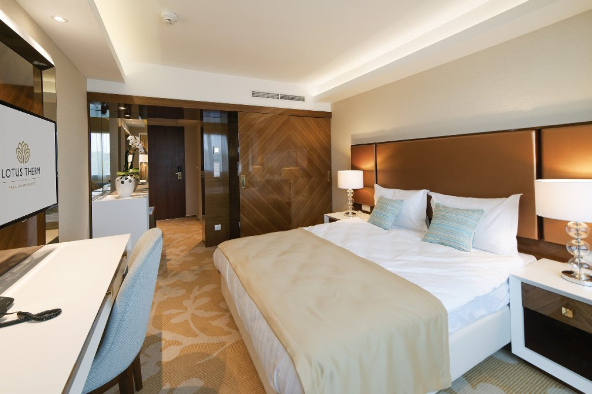 Hotel Lotus Therm