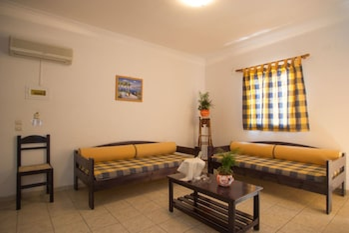 ANAGENESSIS VILLAGE HOTEL